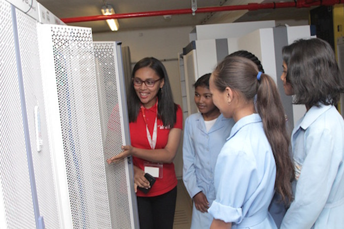 10056-in-1-Telecom--airtel_mada.jpg