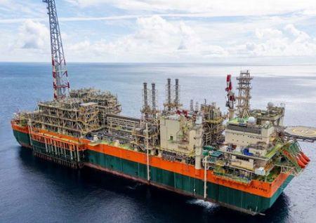 Pétrole et gaz : le Sénégal ouvre 109 blocs aux investisseurs après la remise en cause des anciens contrats