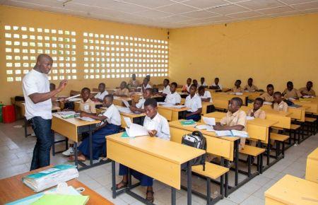 Côte d’Ivoire : l’école face au défi de préparer 400 000 jeunes au marché du travail chaque année