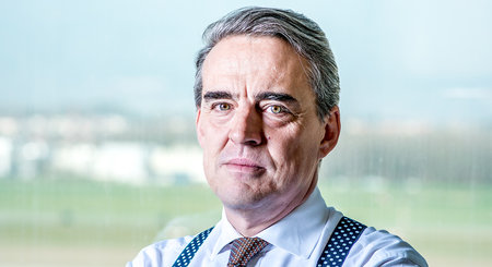 1Alexandre de Juniac