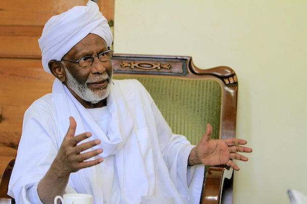 2 Hassan al Tourabi 