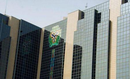 Nigeria : après six mois de maintien, la Banque centrale abaisse le taux directeur à 23 %