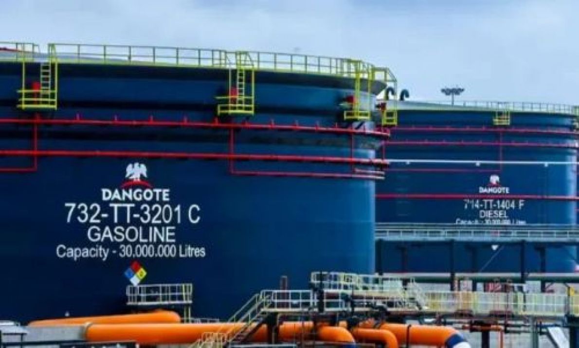 Nigeria : la raffinerie Dangote r&eacute;duit les importations, mais pas la d&eacute;pendance aux cours du p&eacute;trole