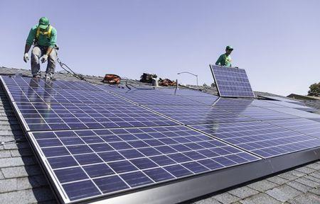 Namibie : l’industrie du renouvelable veut encadrer le boom du solaire domestique