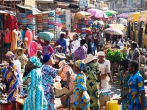 au-nigeria-l-emploi-informel-resiste-aux-reformes-educatives