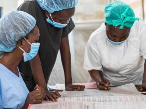 l-afrique-adopte-un-plan-pour-enfin-employer-les-diplomes-du-secteur-de-la-sante
