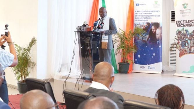 la-cote-d-ivoire-ouvre-la-voie-a-l-integration-de-l-ia-dans-la-pedagogie