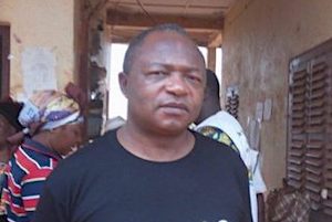 4Emmanuel Chatué 