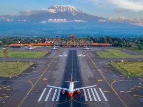 en-tanzanie-la-hausse-des-liaisons-aeriennes-internationales-appuie-l-essor-du-tourisme