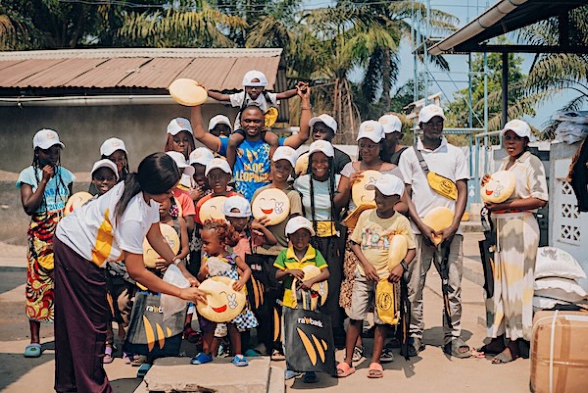 Rawbank renforce son engagement social et environnemental en RDC &agrave; l&rsquo;occasion du Muanda Beach Cup Festival