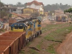 le-zimbabwe-negocie-115-millions-chez-afreximbank-pour-renforcer-le-fret-ferroviaire-minier