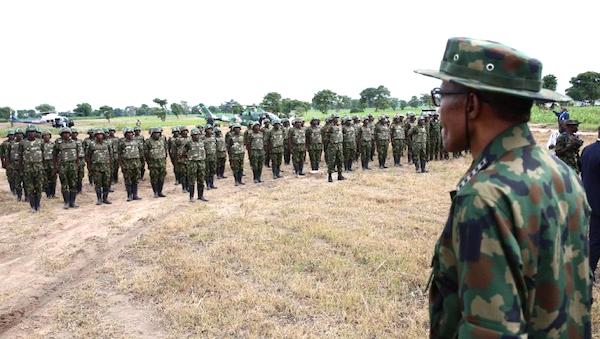buhari militaire2