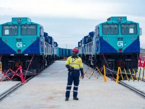 simandou-de-la-construction-a-l-exploitation-la-course-a-l-emploi-local-en-guinee