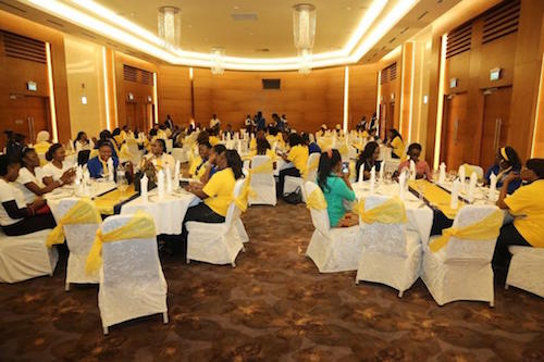 mtn yello woman 02